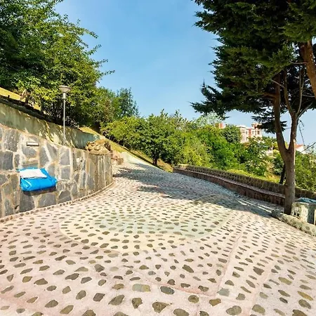 Ensueno Unceta Villa *